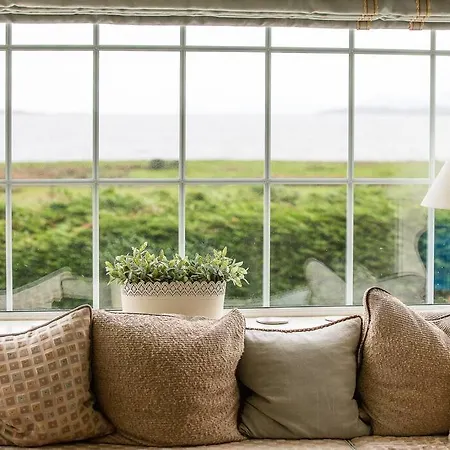 Beautiful Spacious Old Schoolhouse With Stunning Sea Views And Beach Nearby Port Bannatyne Exterior foto