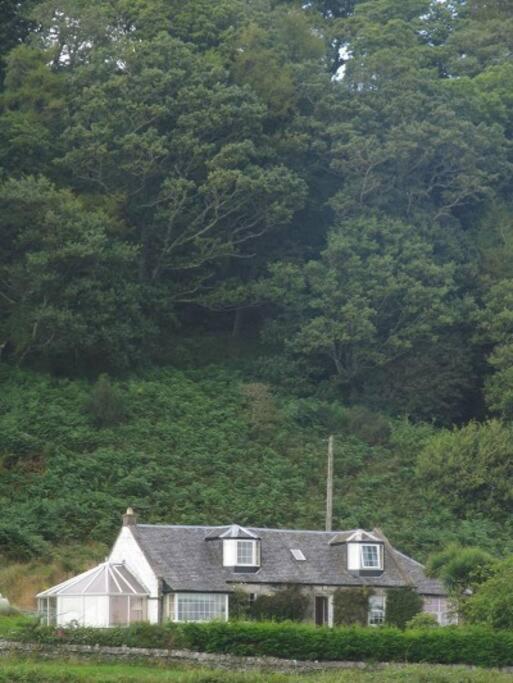 Beautiful Spacious Old Schoolhouse With Stunning Sea Views And Nearby *