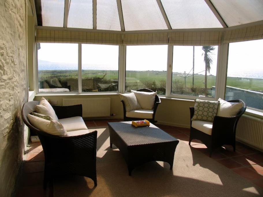 Holiday home Beautiful Spacious Old Schoolhouse With Stunning Sea Views And Nearby Port Bannatyne