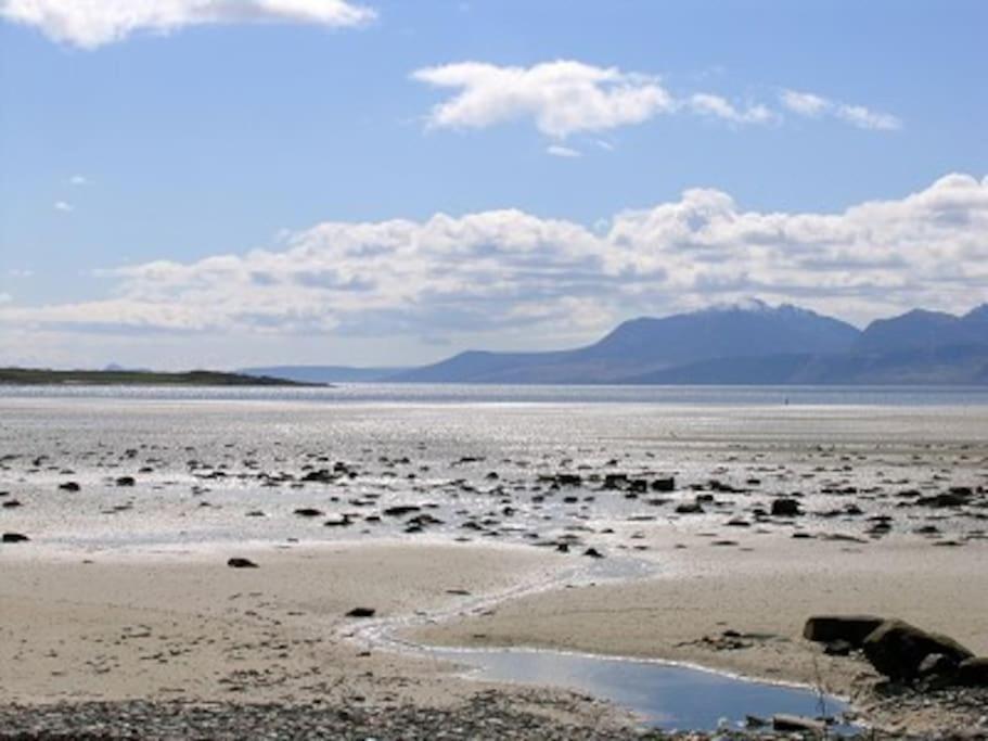 Beautiful Spacious Old Schoolhouse With Stunning Sea Views And Nearby Holiday home Port Bannatyne